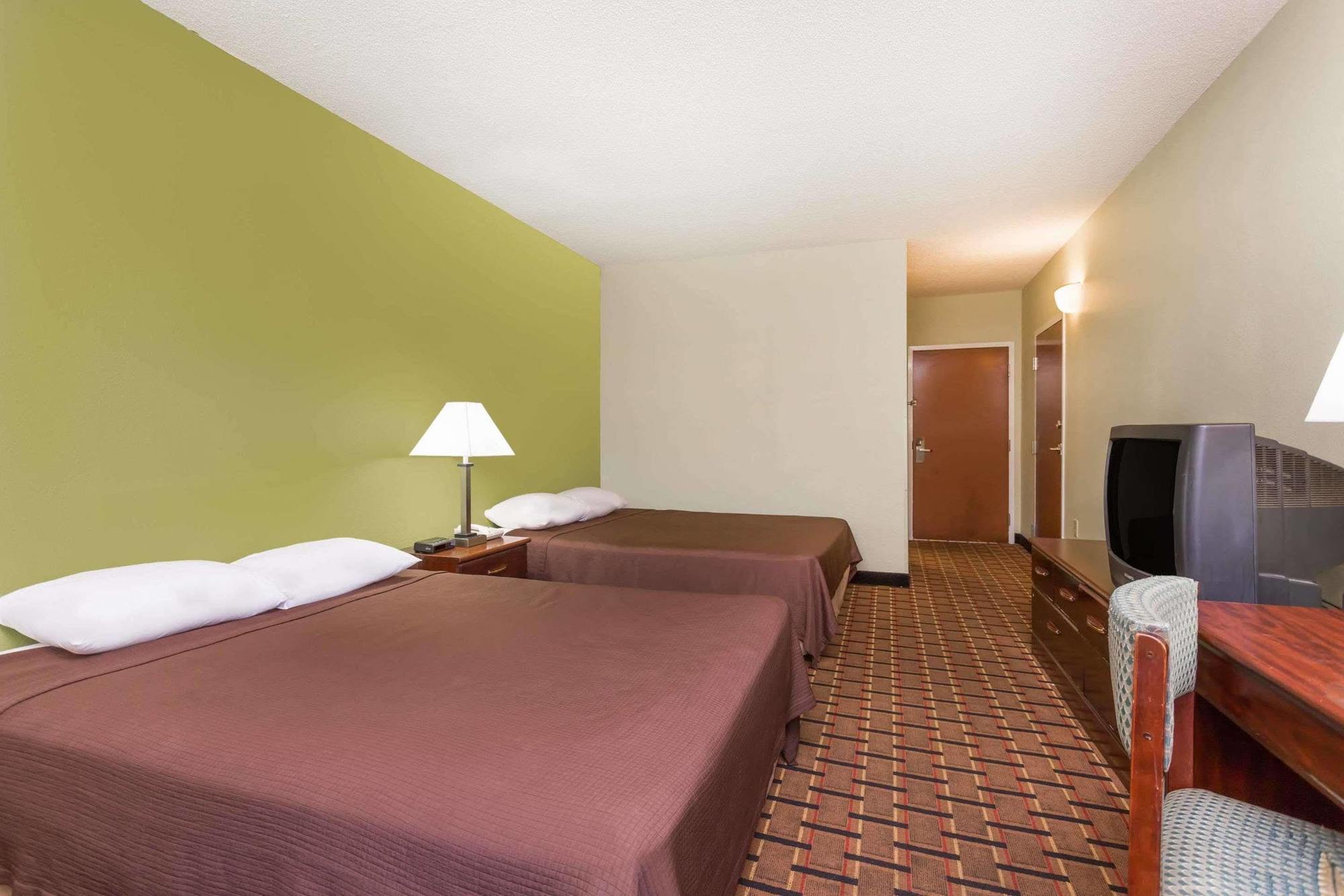 ซูเปอร์ 8 บาย วินด์แฮม เกรียร์/สปาแทนเบิร์ก แอเรีย Motel แกร์ ภายนอก รูปภาพ
